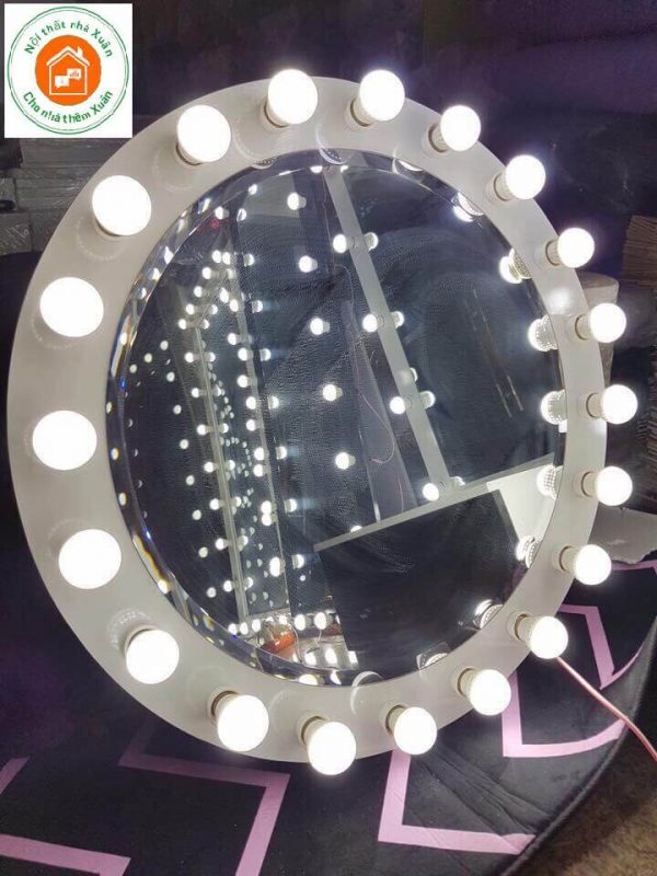 Gương tròn gắn bóng đèn led